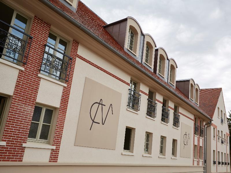 Mercure Maintenon Exterior foto